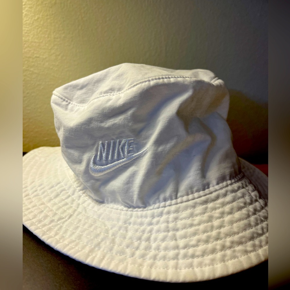 Nike Bucket Hat